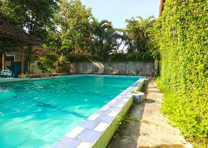 Hotel Ayu